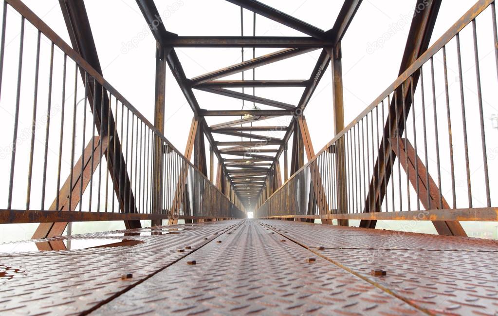 Steel bridge for