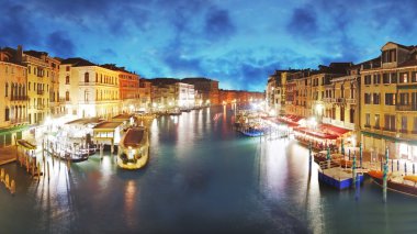 Venedik - grand canal rialto Bridge, İtalya