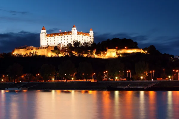 Bratislava castle - Slovakia — Stock Photo, Image