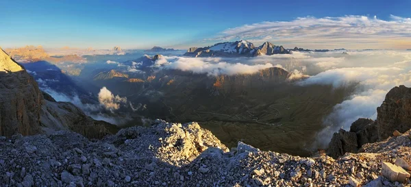 Πανόραμα στις Άλπεις του βουνού dolomity - Ευρώπη — Φωτογραφία Αρχείου