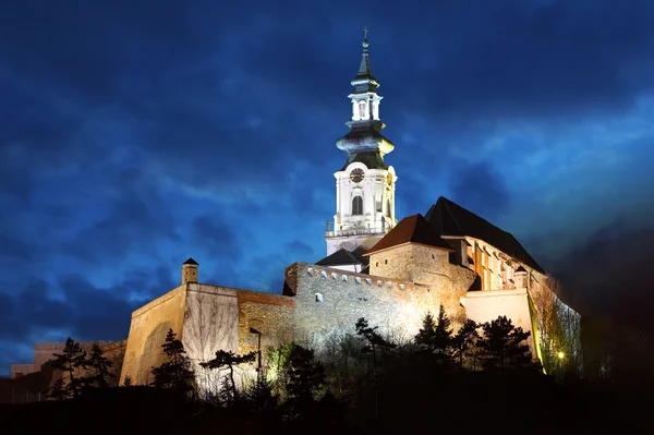 Slovensko - nitra hradu v noci — Stock fotografie
