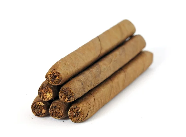 Högen av cigarrer isolerad på vit — Stockfoto