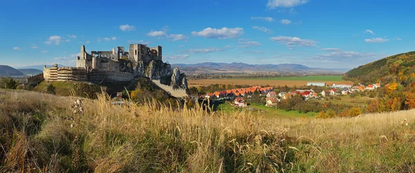 Castello Beckov in Slovacchia — Foto Stock