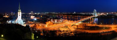 Bratislava Castle - panorama - cityspace Slovakya