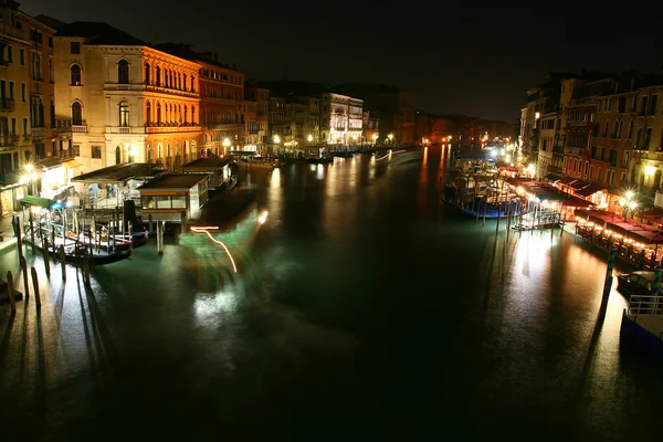 Venecia - vista panorámica desde el puente de Rialto — Foto de Stock