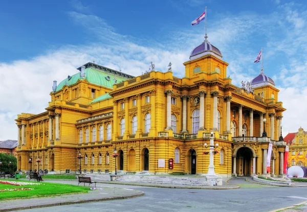 Zagreb - Teatro Nacional Croata — Foto de Stock