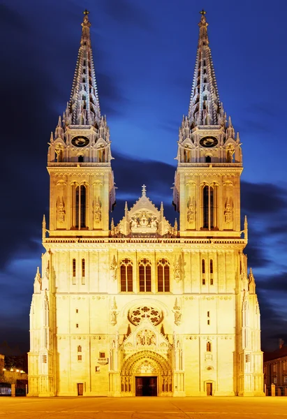 Geceleri Zagreb Katedrali — Stok fotoğraf