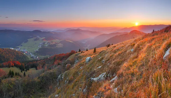Son güneş dağ — Stok fotoğraf