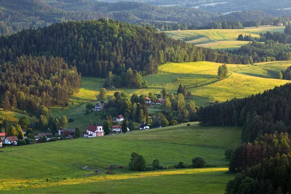 Mglisty poranek w Saksonii Szwajcaria — Zdjęcie stockowe