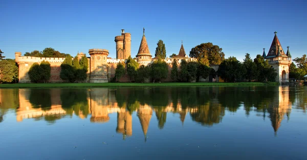 Laxenburg water kasteel, Neder-Oostenrijk — Stockfoto