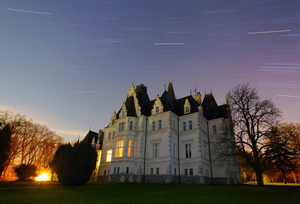 Haunted castle - lange blootstelling — Stockfoto