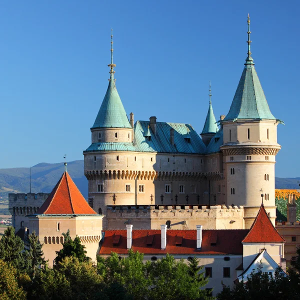 Schloss und Park Bojnice — Stockfoto
