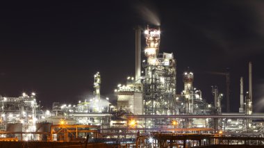 Petrol ve gaz endüstrisi - twilight rafinerisinde - fabrika - petroche