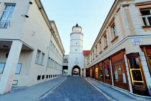 Stad toren in trencin - Slowakije — Stockfoto