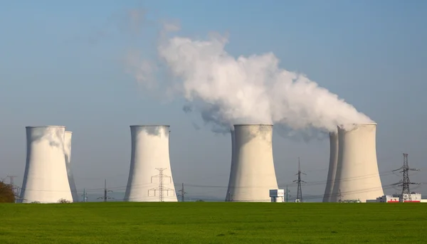 Nuclear power plant — Stock Photo, Image