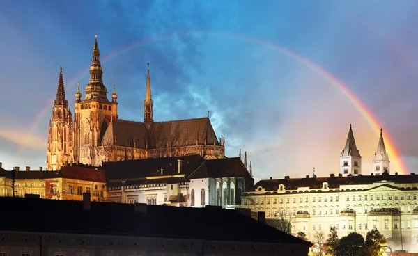 Pražský hrad s duhou — Stock fotografie