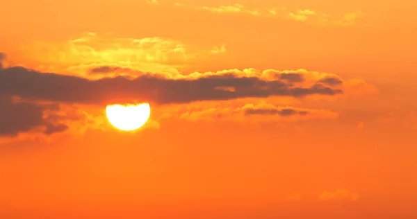 Pôr do sol laranja — Fotografia de Stock
