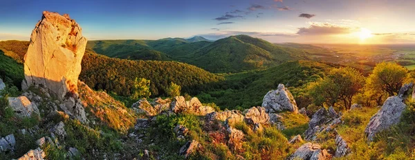 Panorama da montanha — Fotografia de Stock