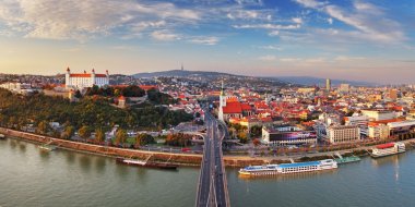 Bratislava panorama - Slovakya