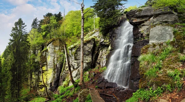 Cascada Bystre en la región de Polana, Eslovaquia — Foto de Stock