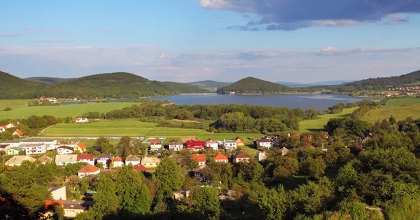 Pěkný Slovensko vesnice — Stock fotografie