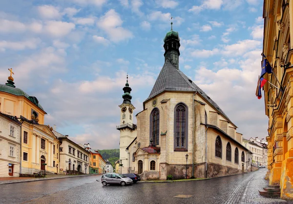 Banská Štiavnica, st. katharine templom, Szlovákia. — Stock Fotó