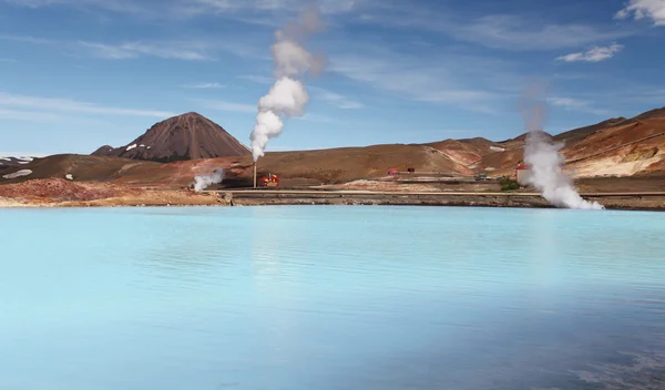 Geotermalna Elektrownia - turkusowe jeziora, Islandia — Zdjęcie stockowe