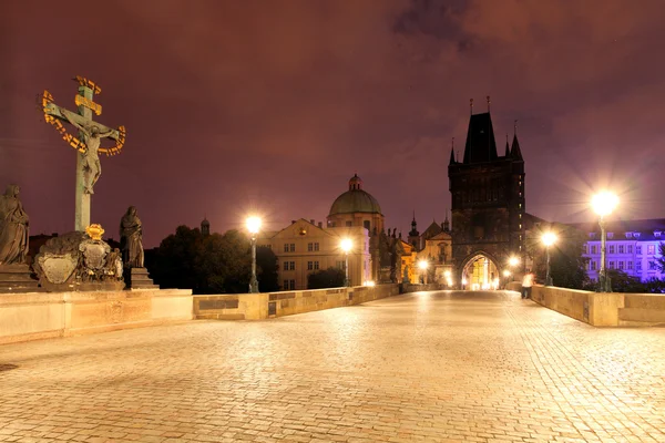 Ponte Carlo a Praga di notte — Foto Stock