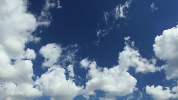 Ciel nuageux - laps de temps 