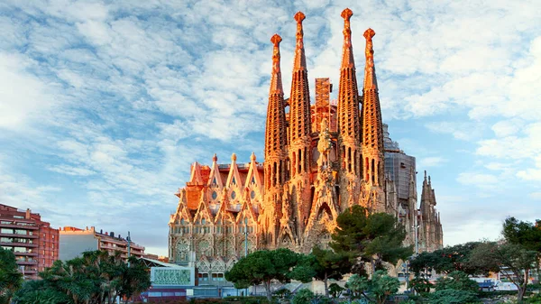 Barcelona Spanya Şubat 2016 Barcelona Sagrada Familia Basilica Antoni Gaudi — Stok fotoğraf