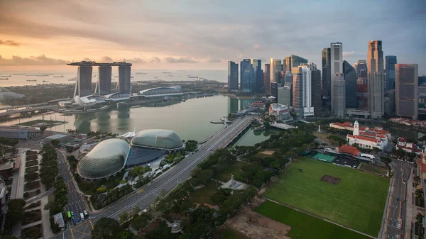 Szingapúr Városképe Felhőkarcolókkal Marina Bay — Stock Fotó