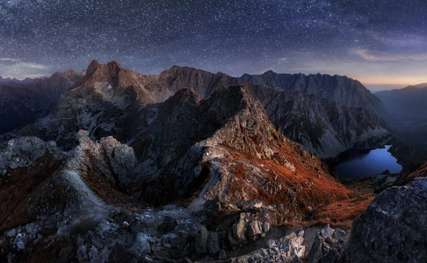 Montaña Por Noche Polonia Desde Tatras Pico Szpiglasowy Wierch —  Fotos de Stock