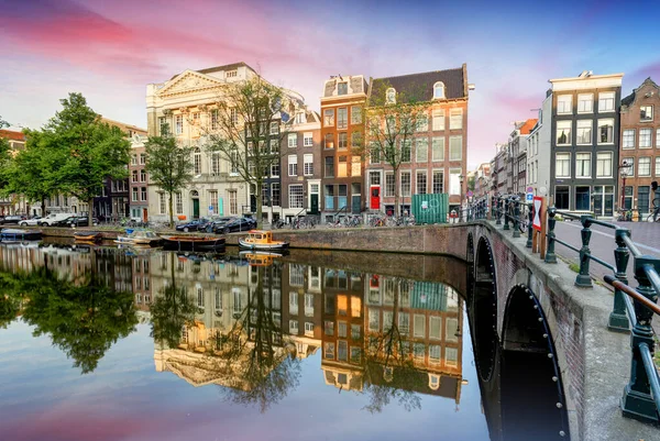 Amsterdam Canal Casas Atardecer Reflexiones Países Bajos — Foto de Stock