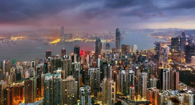 Victoria tepesinden Hong Kong silueti