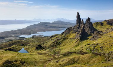Yaşlı adam Storr kaya oluşumu, Isle of Skye, İskoçya.
