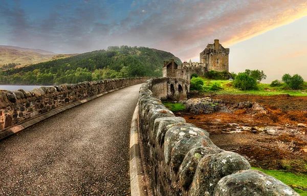 Eilean Donan Castle Scotland Sunset Isle Skye — Stockfoto