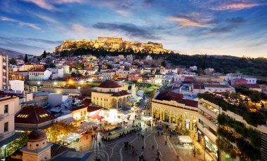 Atina Akropolis ve Yunanistan 'da gece ufuk çizgisi
