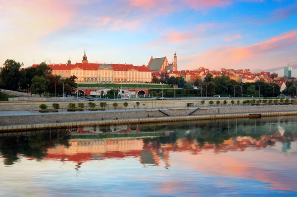 Castello Reale Sul Fiume Vistola Varsavia Polonia — Foto Stock