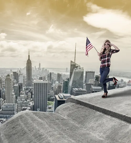 Klämma fast upp flicka i new york — Stockfoto