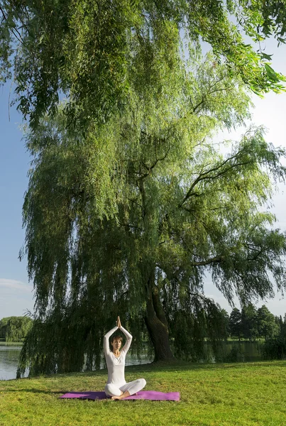 Yoga — Stockfoto