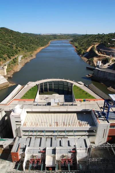 Barragem hidroeléctrica Imagem De Stock