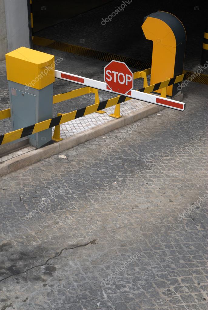 barrier car