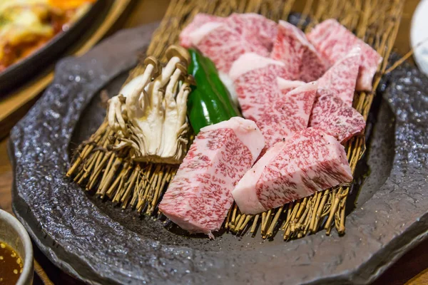 Izgara ve biftek için Japon destanı..