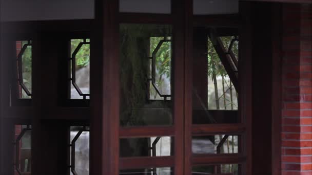 Glass doors and windows in Lin An Tai — Stock Video