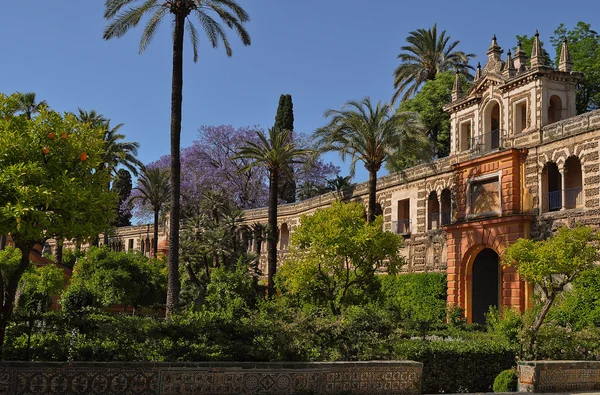 Jardín del Real Alcázar, Sevilla, España — Foto de Stock