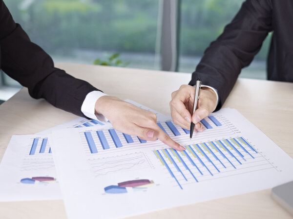 анализ эффективности бизнеса;
