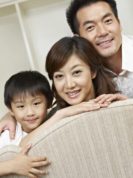 Asian family — Stock Photo, Image