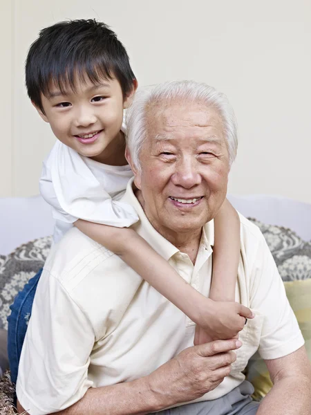 Asian grandpa and grandson — Stock Photo, Image