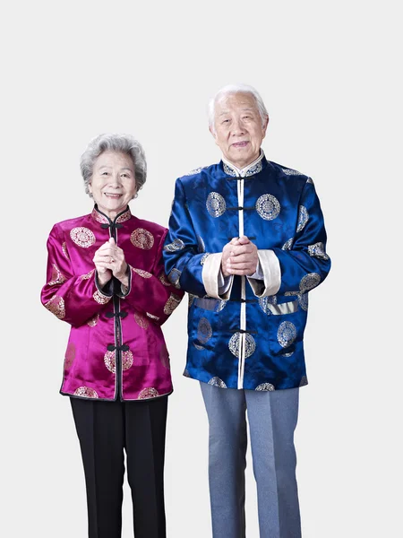 Portrait of a senior chinese couple — Stock Photo, Image