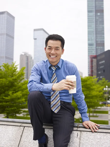 Executivo de negócios asiático — Fotografia de Stock